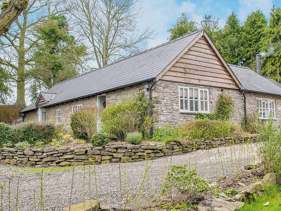 Attractive holiday cottage | Walkmill Lodge, Norbury, near Bishop&rsquo;s Castle 