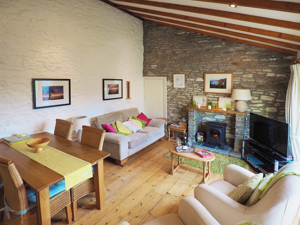 Living room/dining room | Crwys Farm - The Dairy, Three Crosses, Gower, Swansea