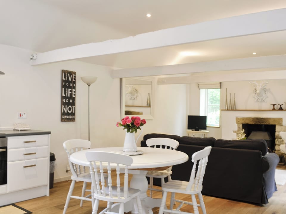 Open plan living/dining room/kitchen | The Downs Barn Lodge, Frampton Mansell, nr. Stroud