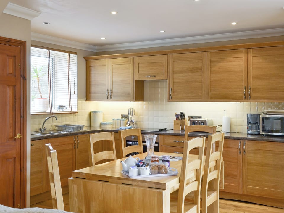 Well-equipped kitchen with dining area | Waren View - Warenford Cottages, Bamburgh