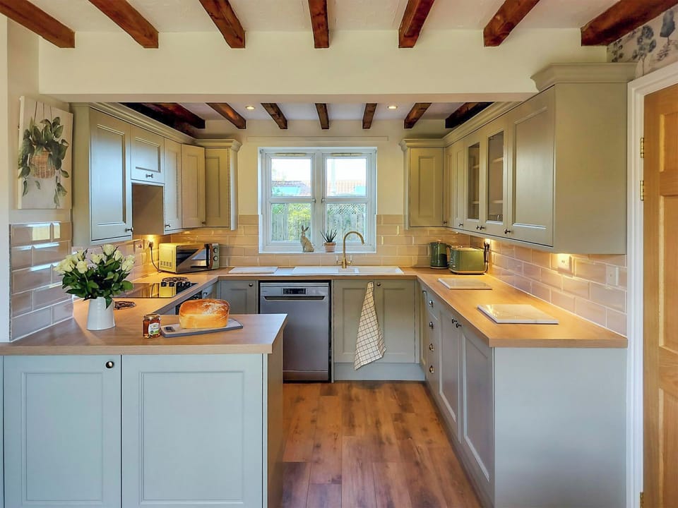 Kitchen | Brompton Lodge, Potter Brompton, Scarborough