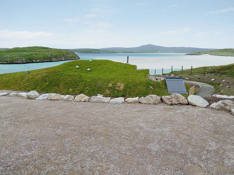 The beautiful and unspoilt beach | Beach Bay Cottage, Carnish, Uig, Isle of Lewis