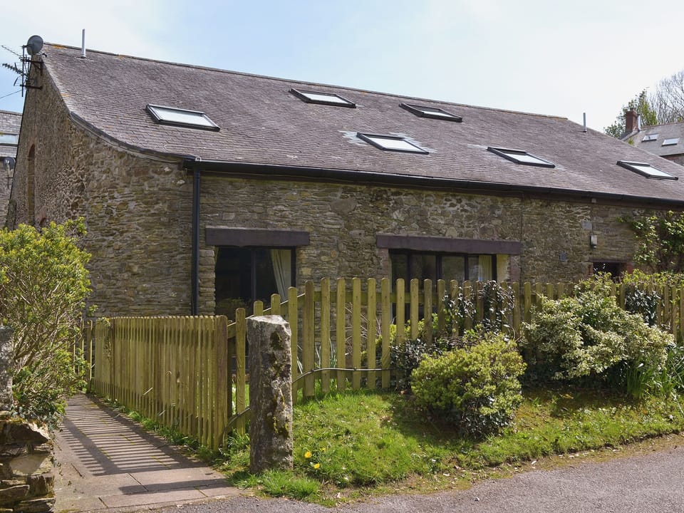 Exterior | Dray Cottage, East Allington, near Totnes