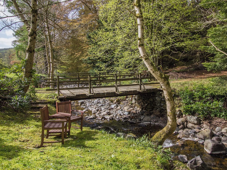 Sitting-out-area | Tinkerbell, Glenprosen, by Kirriemuir