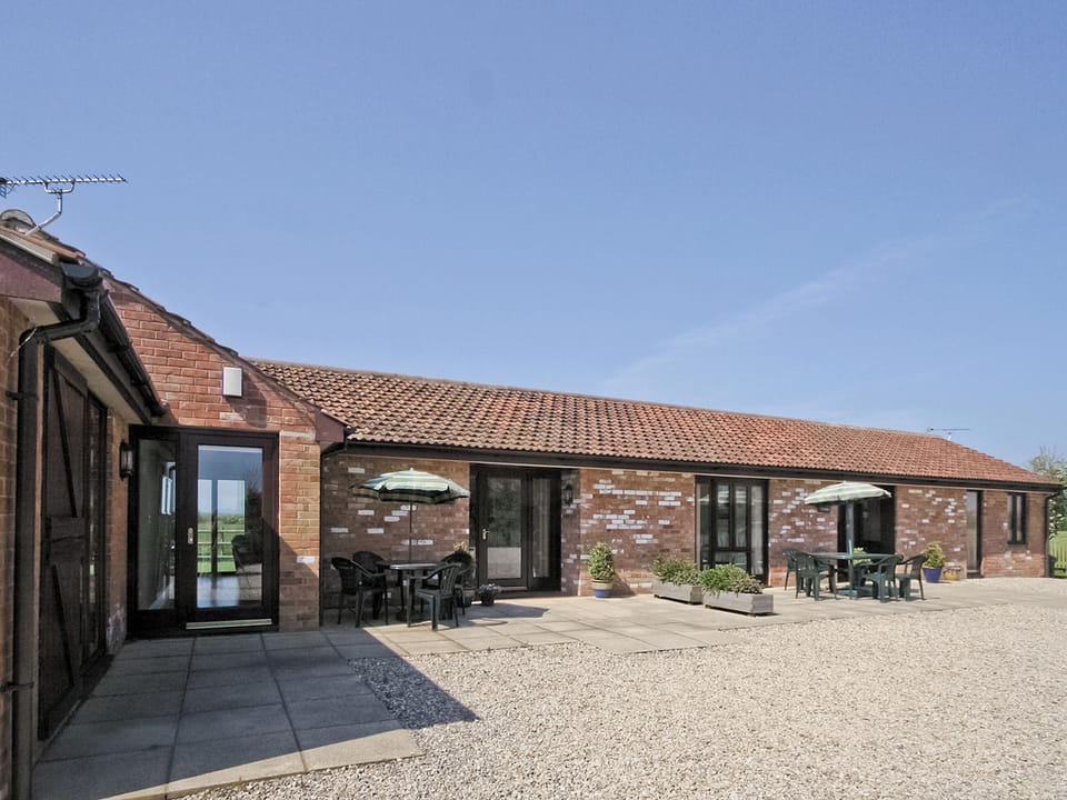 Exterior | Russet Cottage, Nr. Lympsham
