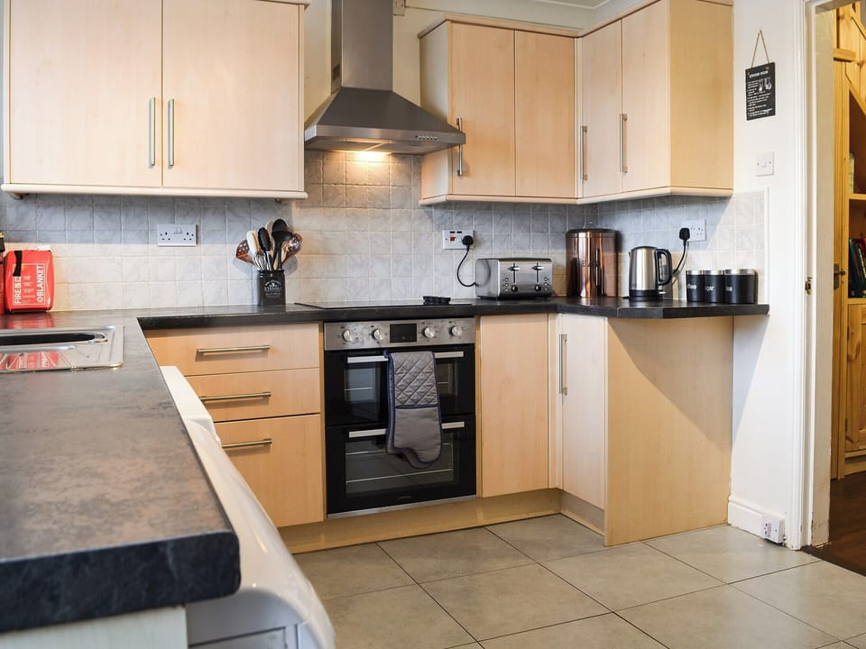 Kitchen | Quarry Cottage, Bethesda, near Bangor