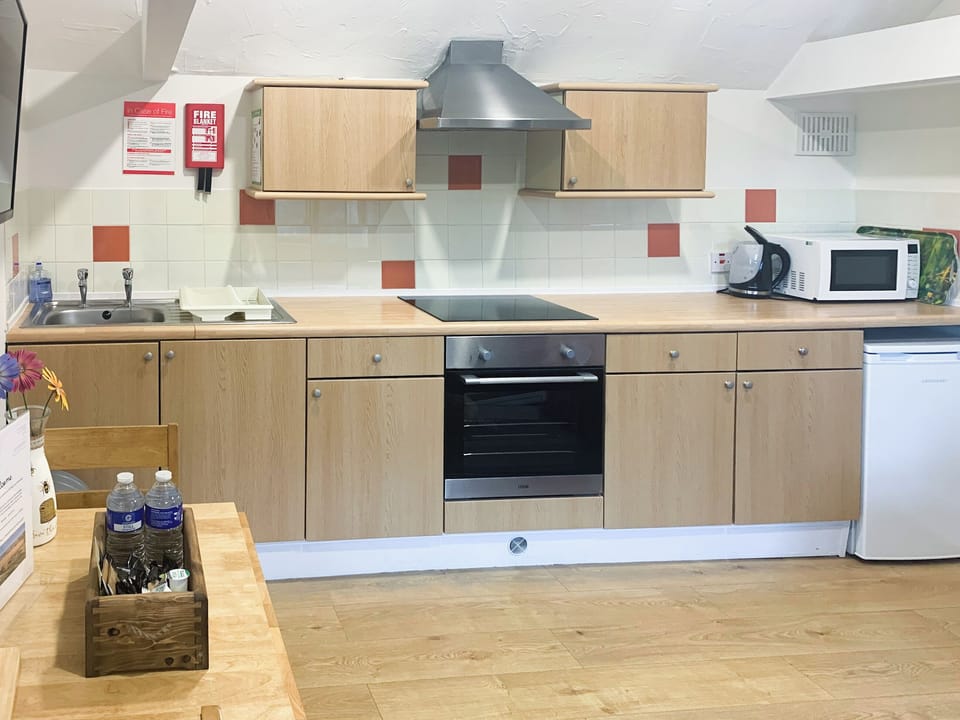 Kitchen area | Horseshoe - Seaview, Saltfleetby, near Louth