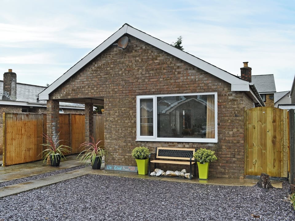 Wonderful detached single story property | Lle Clyd, Harlech, near Porthmadog