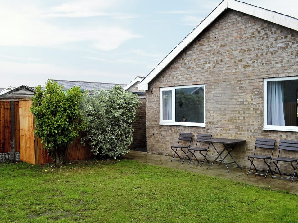 Rear of property | Lle Clyd, Harlech, near Porthmadog