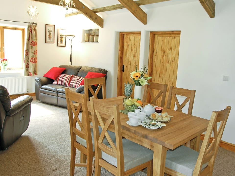 Dining room | The Stables, Bodmin