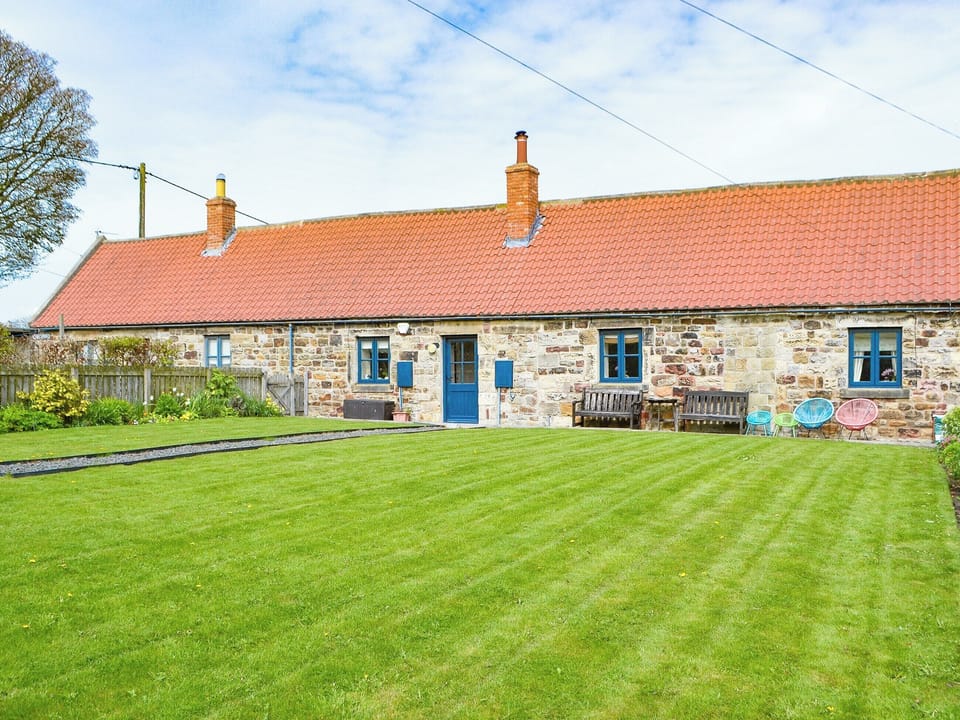 Exterior | Middle Cottage, Shilbottle, near Alnwick