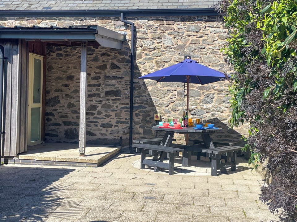 Outdoor | Stable Barn - Peniarth Bach Farm, Betws-Yn-Rhos, Conwy