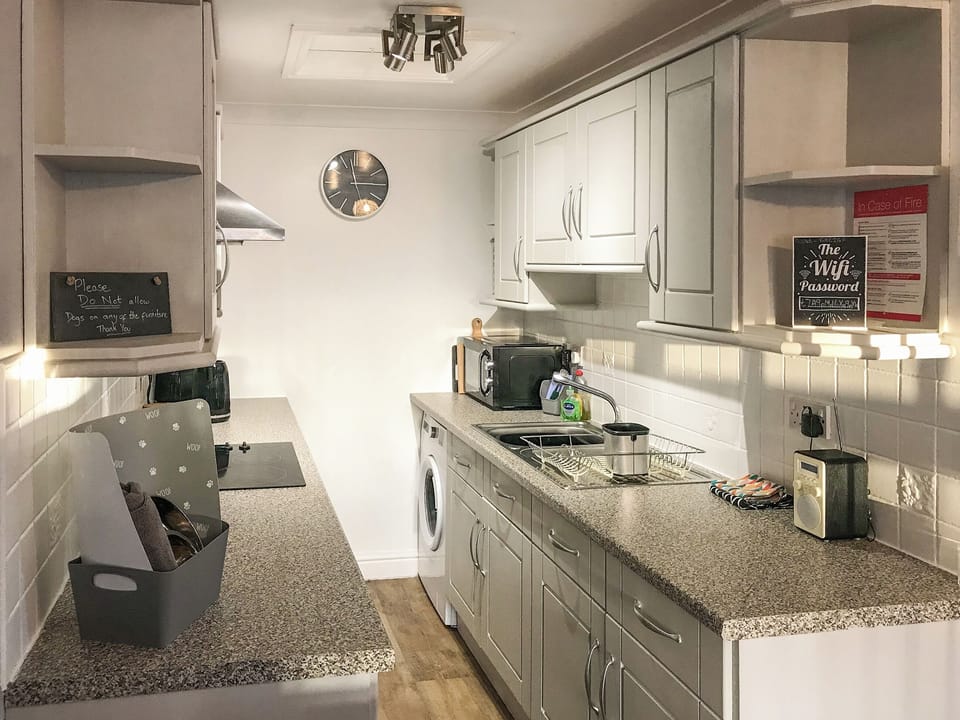 Kitchen | Mapleleaf Cottage, Beadnell