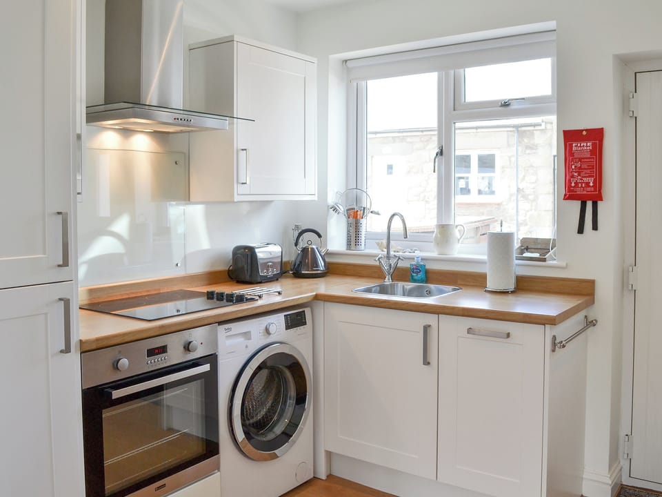 Well equipped kitchen | Dipper Cottage, Seahouses