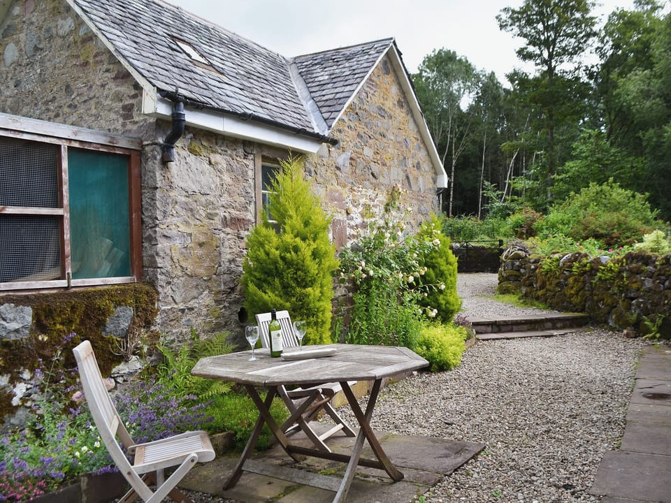 Enjoy a glass of wine on the patio | Westerton Lodge - Westerton, Crieff