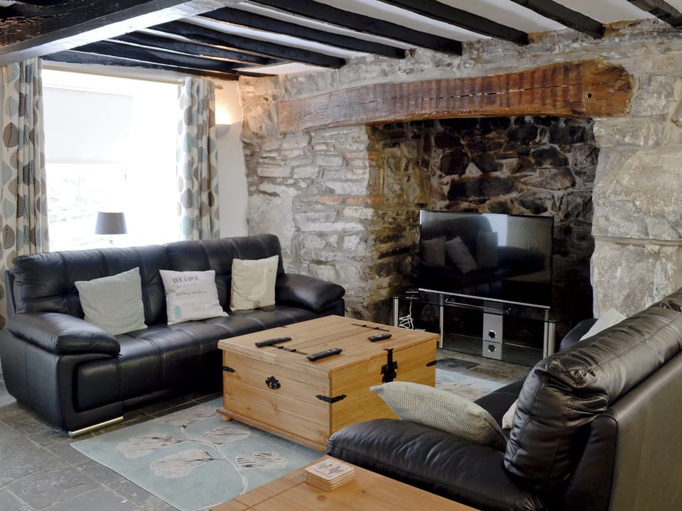 Large living room/ kitchen, beamed ceiling | Pendref, Trawsfynydd, near Blaenau Ffestiniog