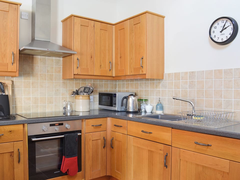 Beautiful fitted kitchen | Riccal Heads - Grange Farm Cottages, Spaunton, near Lastingham