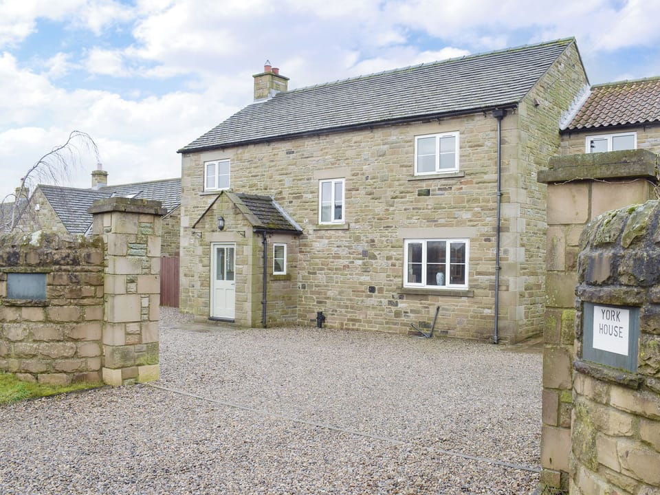 Attractive stone-built holiday home | York House, Hudswell, near Richmond