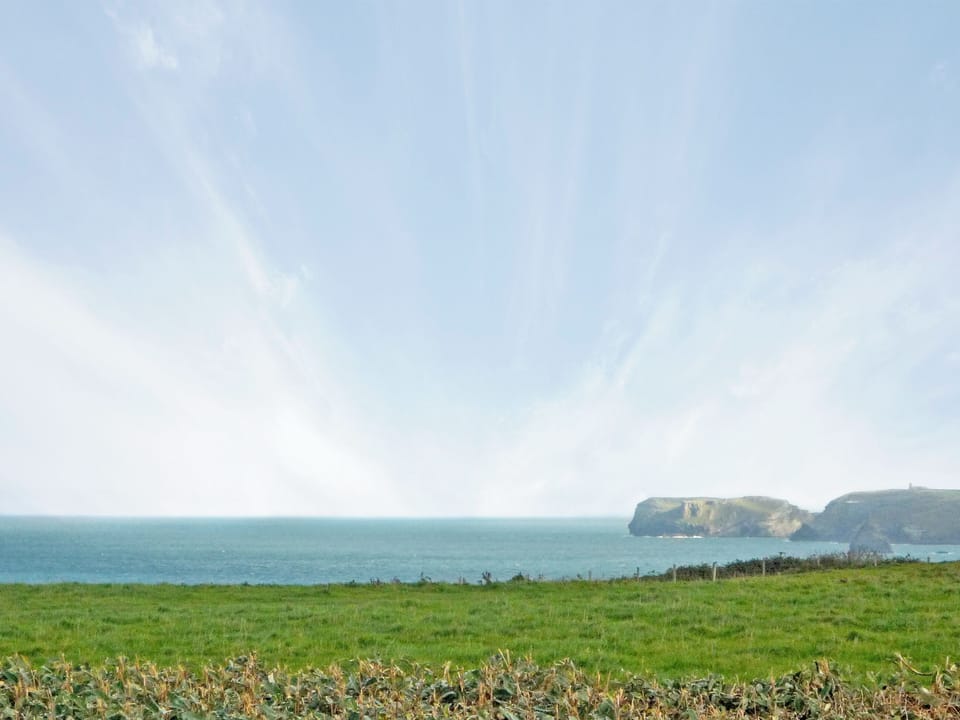 Surrounding area | The Lookout, Port Gaverne, nr. Port Isaac