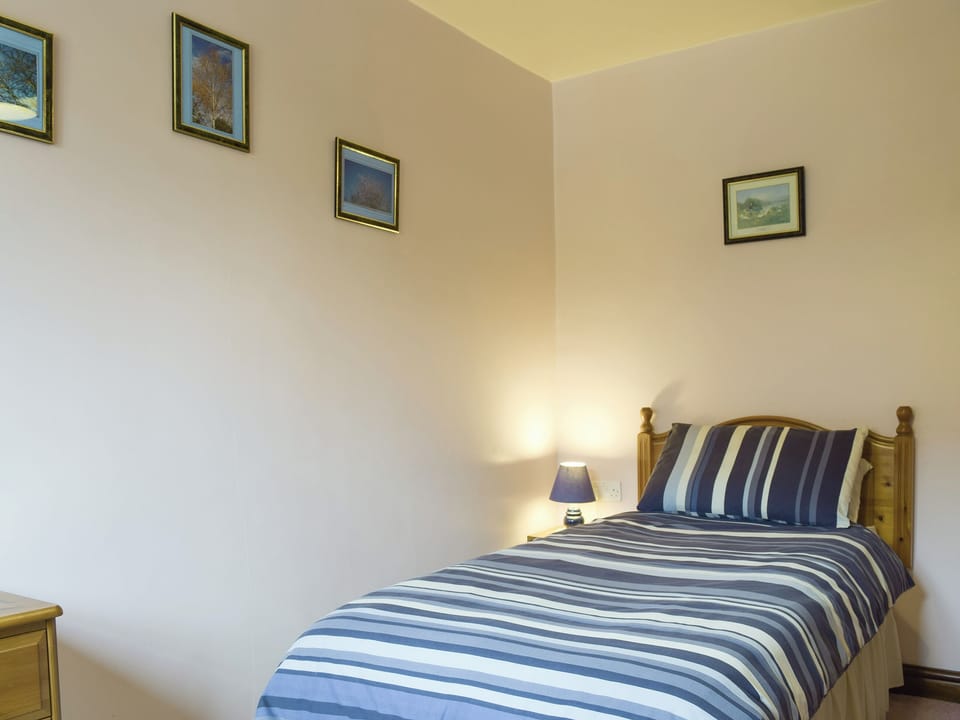 Peaceful single bedroom | Stildon Manor Cottage, Menith Wood