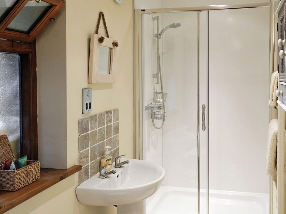 Good-sized shower room | Brandy&rsquo;s Barn, Middleham, near Leyburn