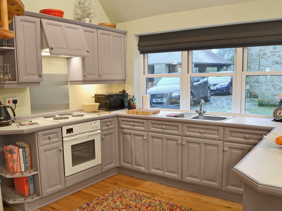 Open plan living/dining room/kitchen | Bitchfield Tower Cottages - The Gatehouse, Belsay