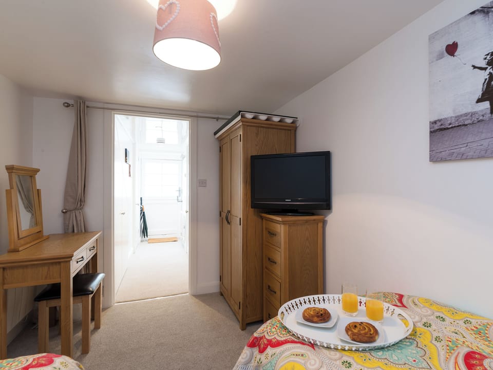 Twin bedroom | One Beckside, Staithes, near Whitby
