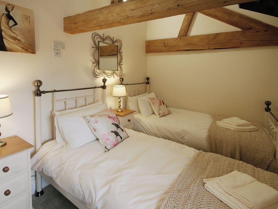 Twin bedroom | Chestnut Cottage, Wainfleet St. Mary, nr. Skegness