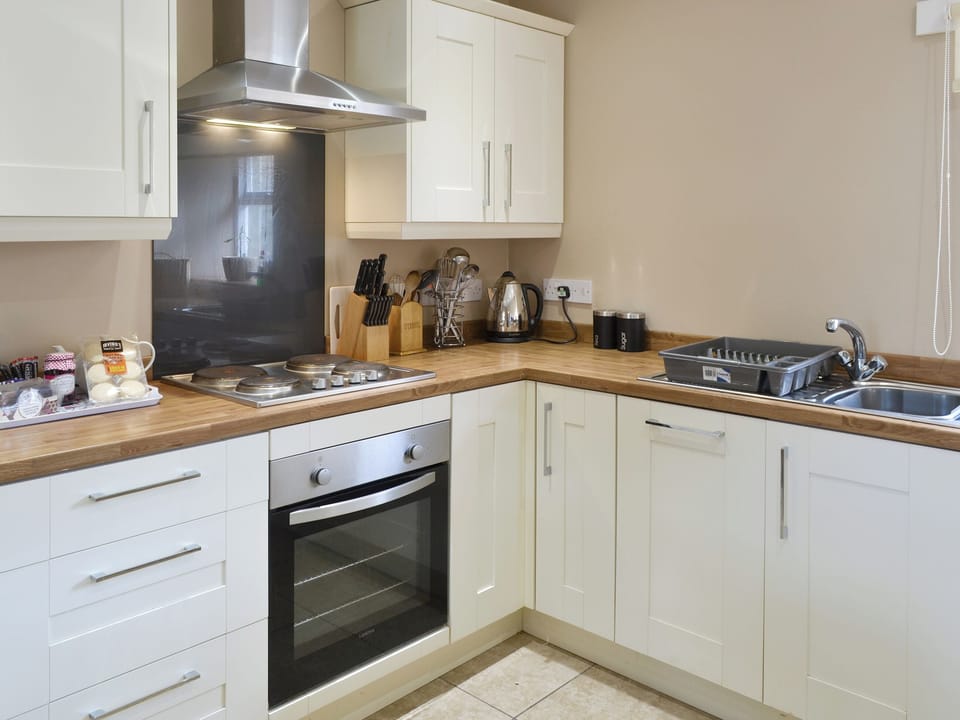 Fully appointed fitted kitchen | Fordson - Warenford Cottages, Bamburgh