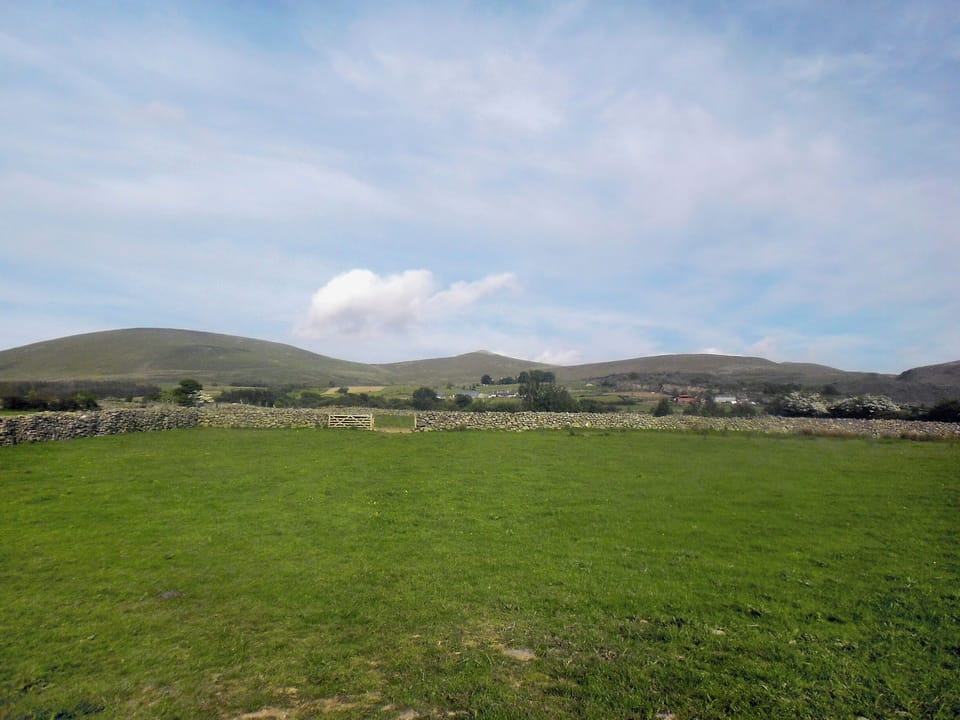 Views | Y Gorlan - Beudy Newydd and Y Gorlan, Llanllechid, near Bangor