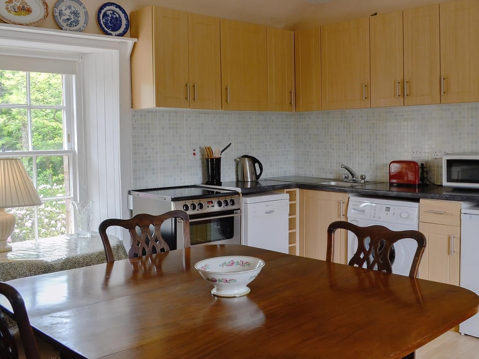 Kitchen/diner | Gilmilnscroft Estate - The Old Stables - Gilminscroft Estate, Sorn, near Ayr