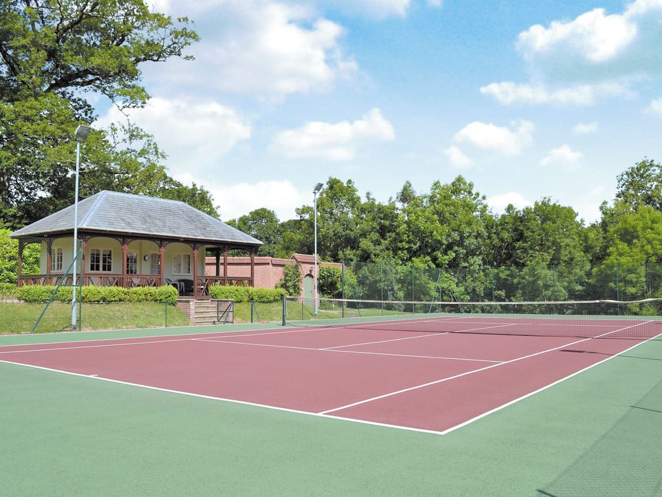 Tennis court | Webbery Manor Estate - Chapel Cottage, Webbery, Nr Bideford