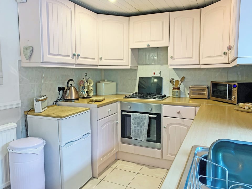 Kitchen area | Golf Cottage, Chapel-en-le-Frith, near Buxton
