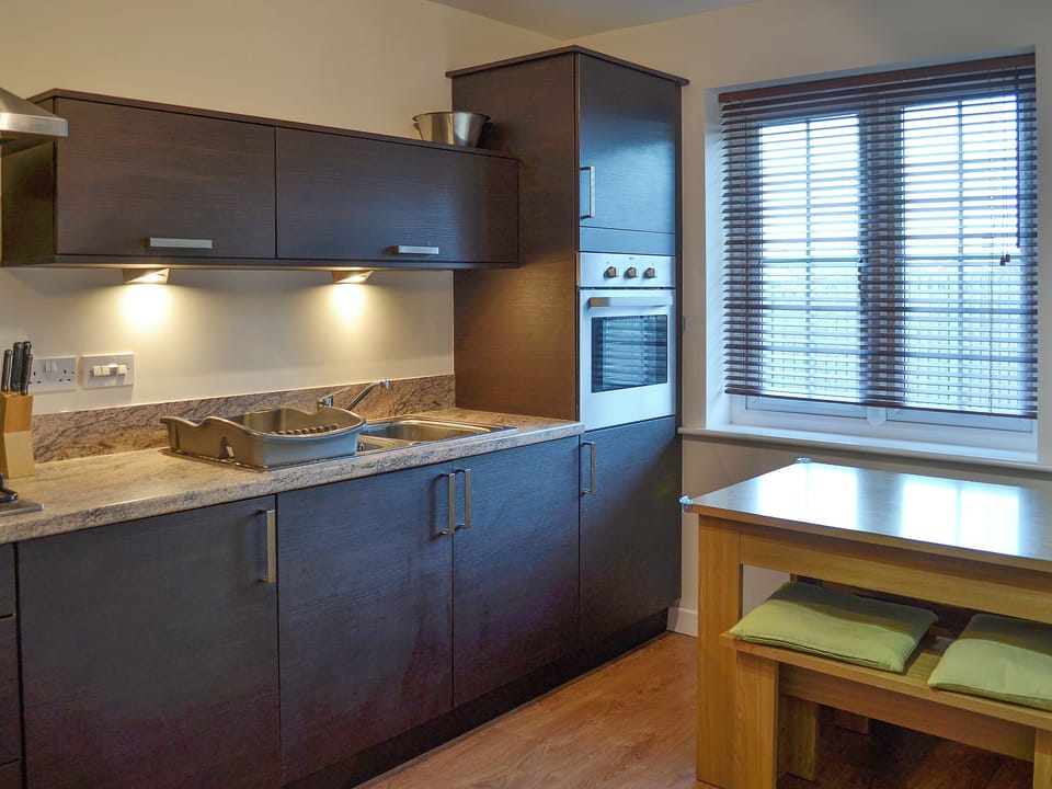 Cosy kitchen/diner | Puffin Place, Beadnell, near Seahouses