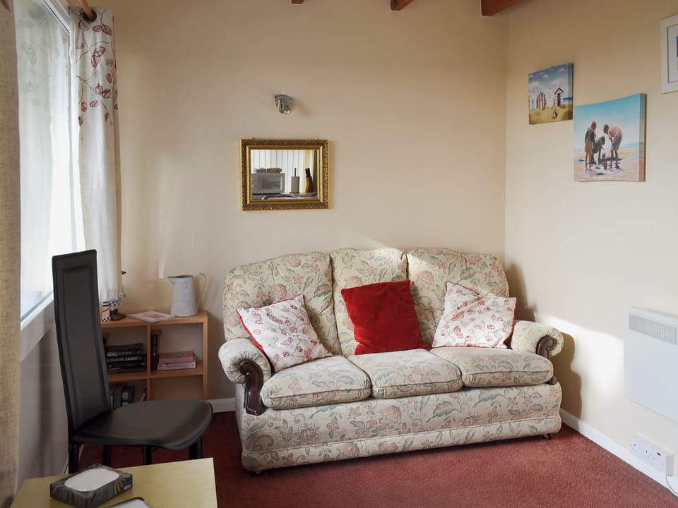 Living area | Flat F1, Dawlish Warren