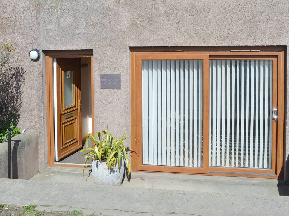 Main entrance to holiday home | Shoemakers Steading, Hopeman, near Elgin