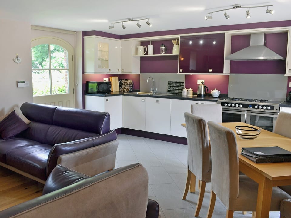 Open plan living/dining room/kitchen | Woldsend Holiday Cottages: Granary Cottage, Rillington