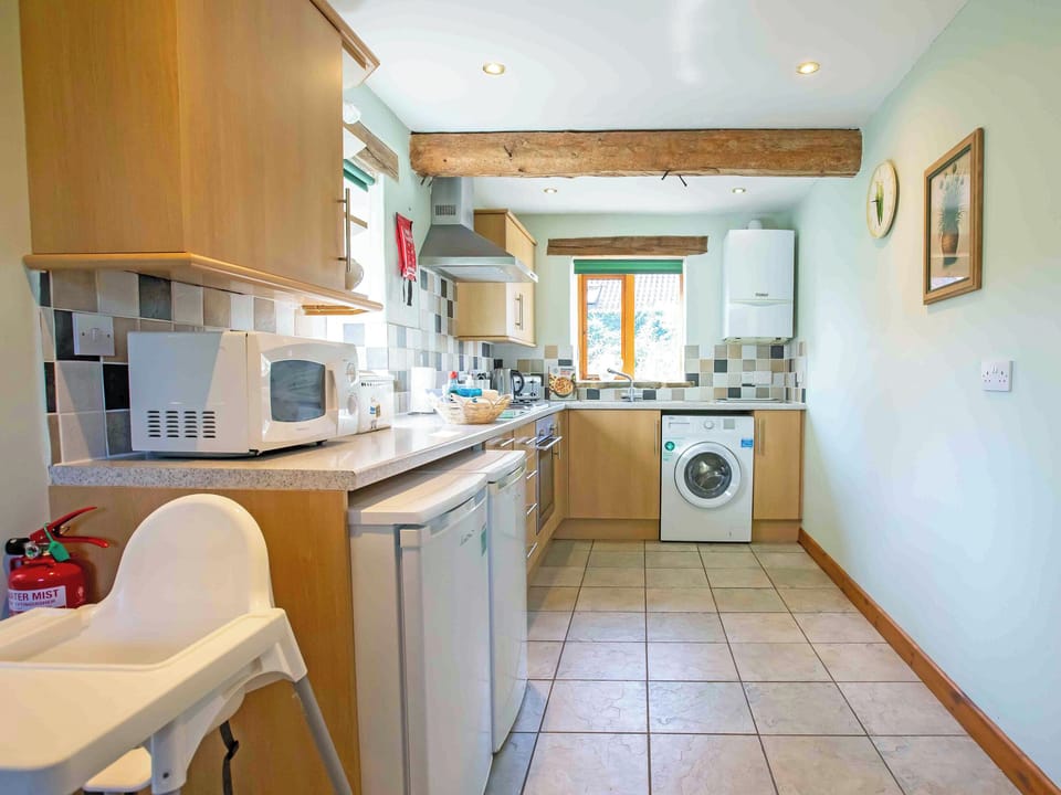 Kitchen area | Chive - Grove Farm Barns, Catfield