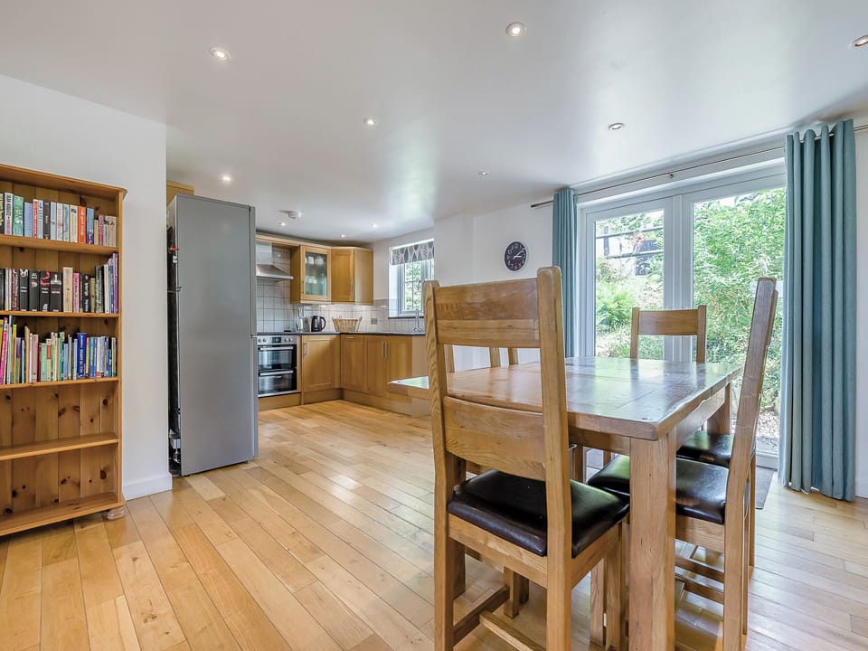Twin bedroom | Home Park Cottages - Number Two, Helstone, Camelford
