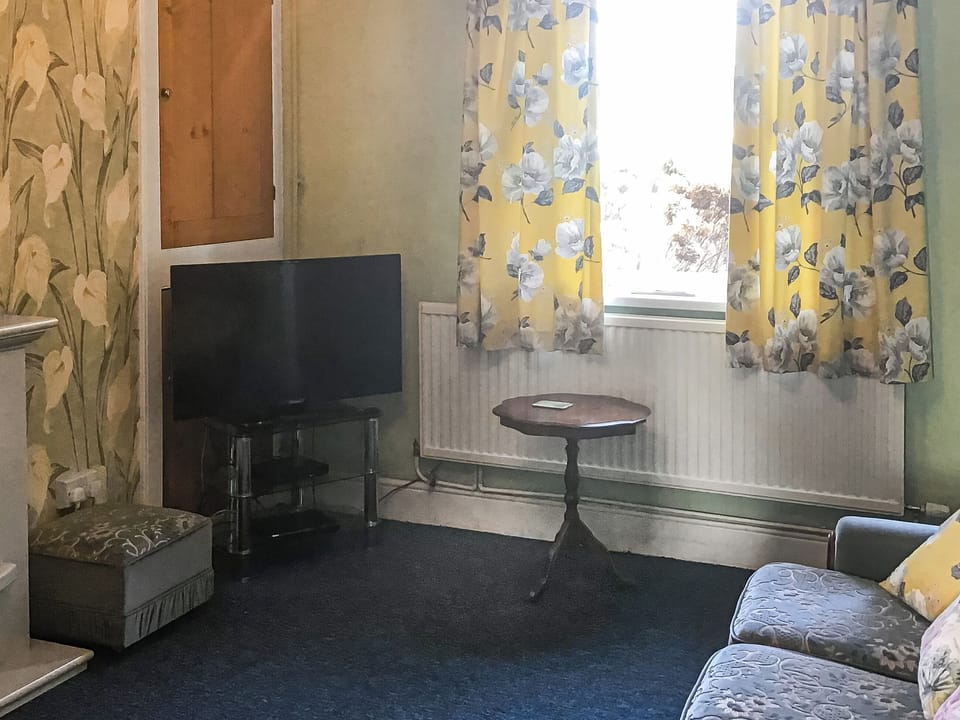 Comfortable living room | Hazeldene - Murton Farm, Murton, near Swansea