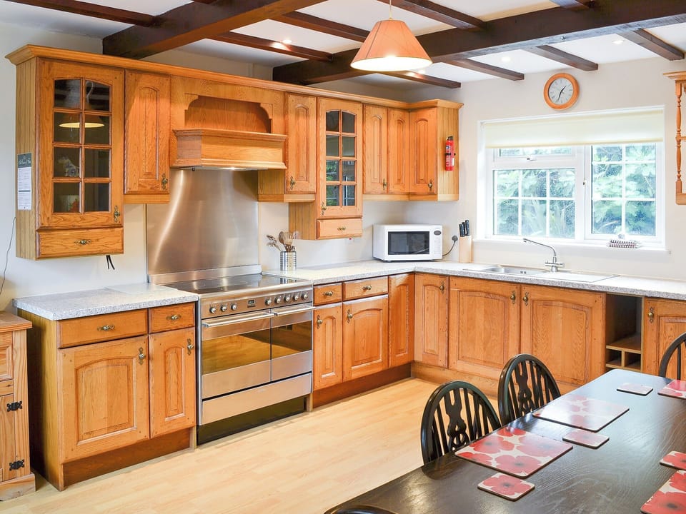 Kitchen/diner | Poppy Cottage, Crantock, near Newquay