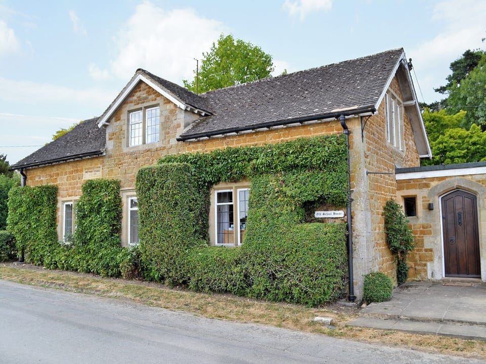 Delightful, detached holiday cottage | The Old School House, Icomb, near Stow-on-the-Wold