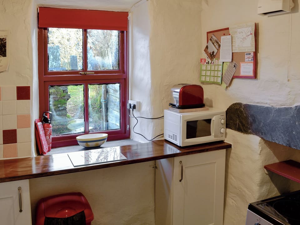 Kitchen | Bryn Rhos Goch, Cwm Penmachno, near Betws-y-Coed