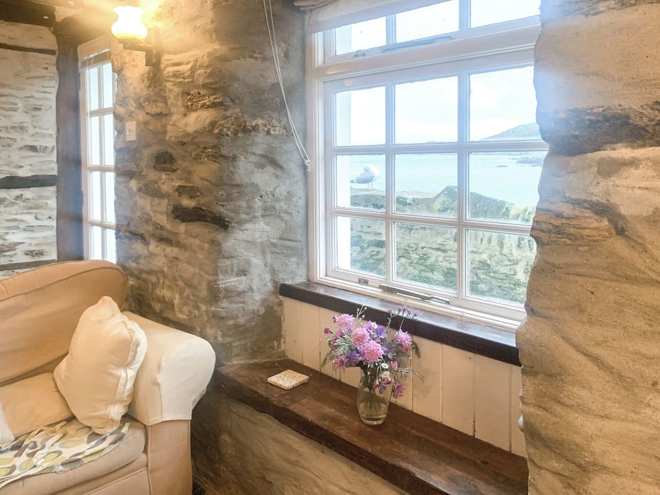 Living area | Dawn Cottage, Portmellon