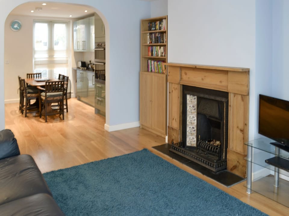 Living room with open aspect to kitchen/diner | Little Seahorse - Seahorses, Sheringham