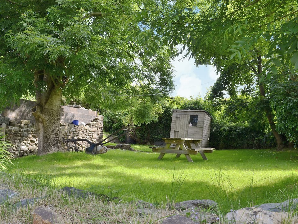 Garden | Trem-Y-Don Cottage, Trefin, nr. St. David&rsquo;s