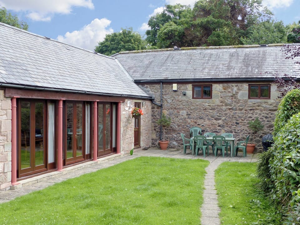 Exterior | Till Cottage, Milfield Hill, Wooler