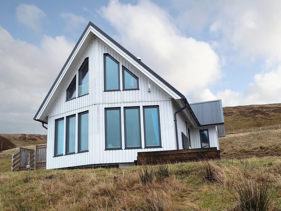 Beautiful Highland holiday home | Fionn Croft Lodge, Melvaig, near Gairloch