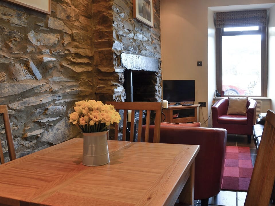 Dining area | Gwyrfai Cottage, Waunfawr, near Caernarfon