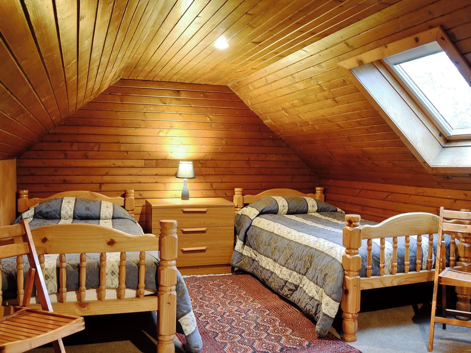 Twin bedroom | Buckhood, Glenprosen, by Kirriemuir